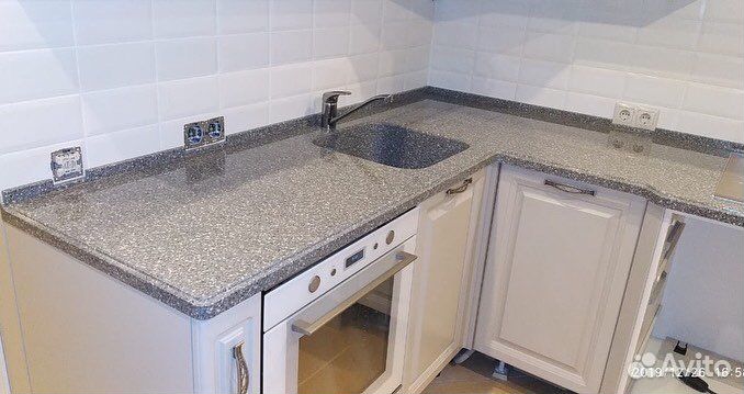 Столешница из искусственного камня