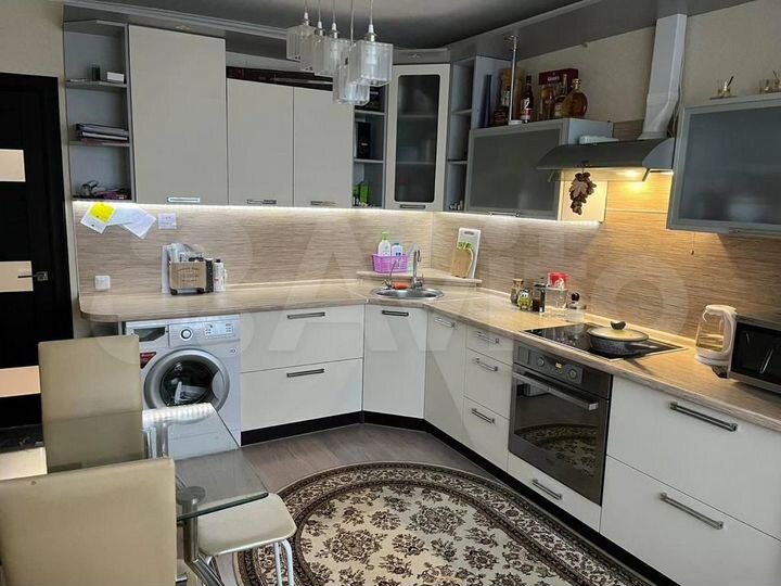 2-к. квартира, 66 м², 13/14 эт.