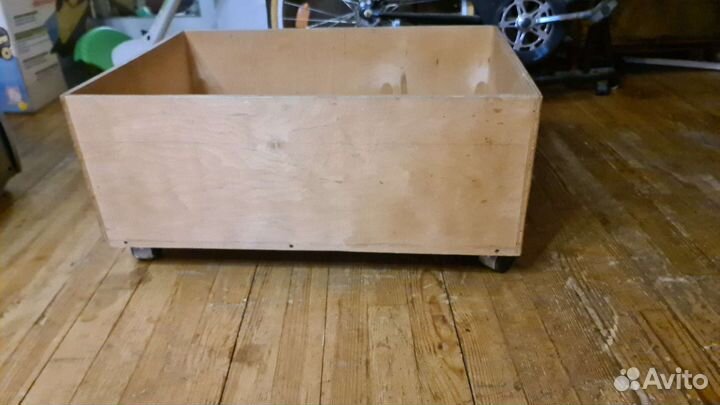 Ящик на колесах
