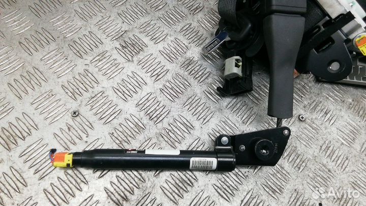 Ремень безопасности Opel Mokka 2014