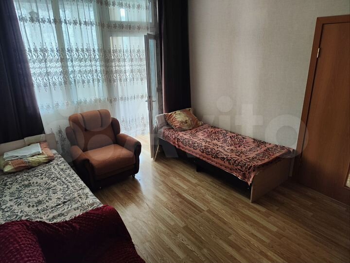 2-к. квартира, 50 м², 4/8 эт.