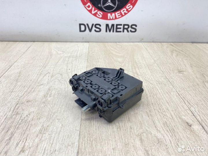 Блок силовых предохранителей Mercedes Ml W164