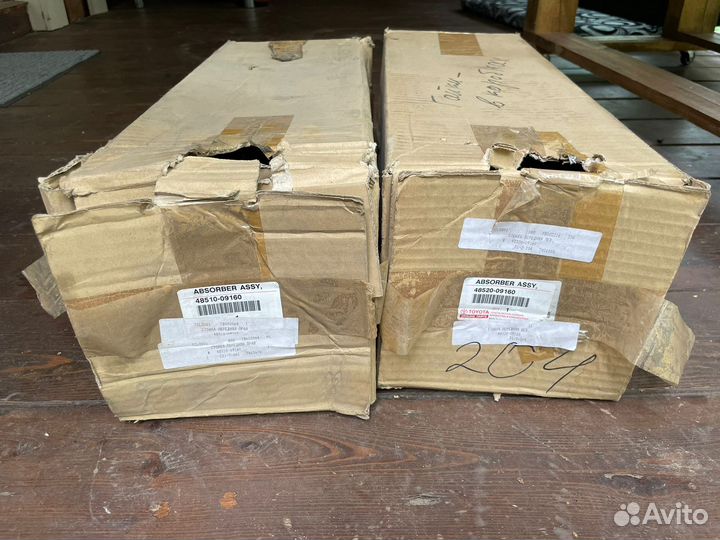 Toyota 48510-09160 Стойка амортизационная передняя