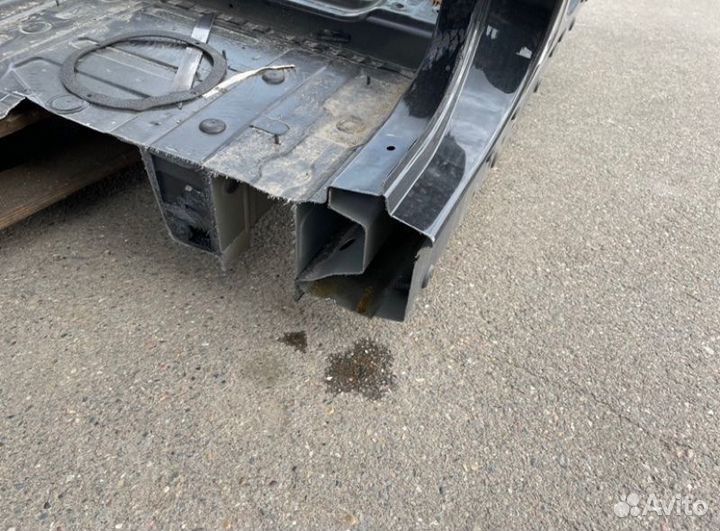 Порог кузовной правый Bmw X6 E71 N55B30A 2011