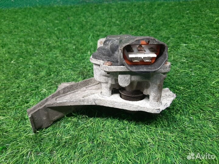 Моторчик дворников на Honda Civic 7