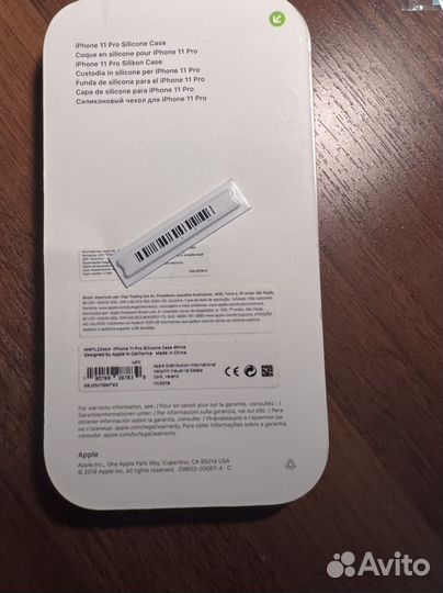 Оригинальный селиконовый чехол на iPhone 11 pro