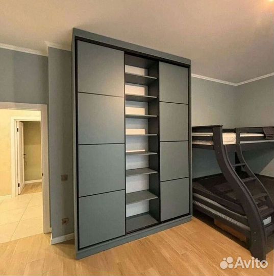 Шкаф купе для одежды