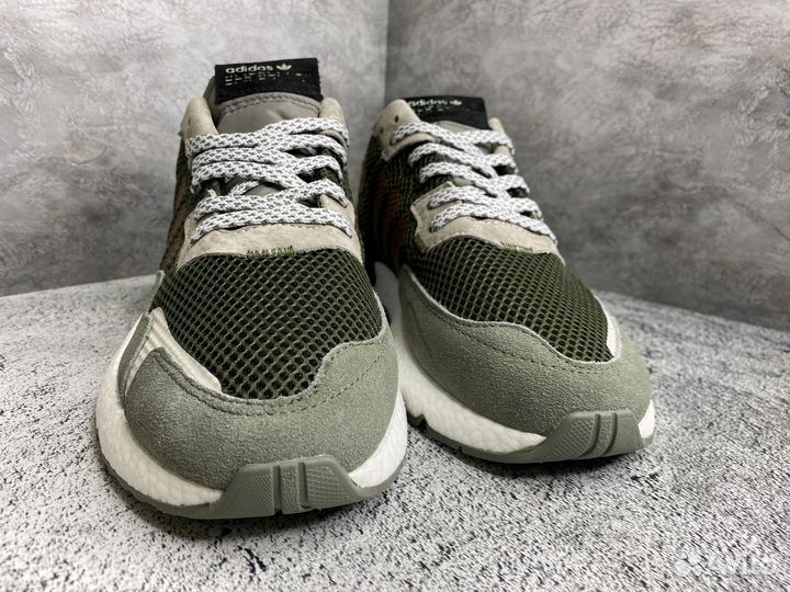 Кроссовки Adidad Nite Jogger