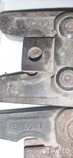 Клешна универсальная металлопластик