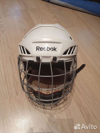 Профессиональный хоккейный шлем CCM Reebok (FM580)