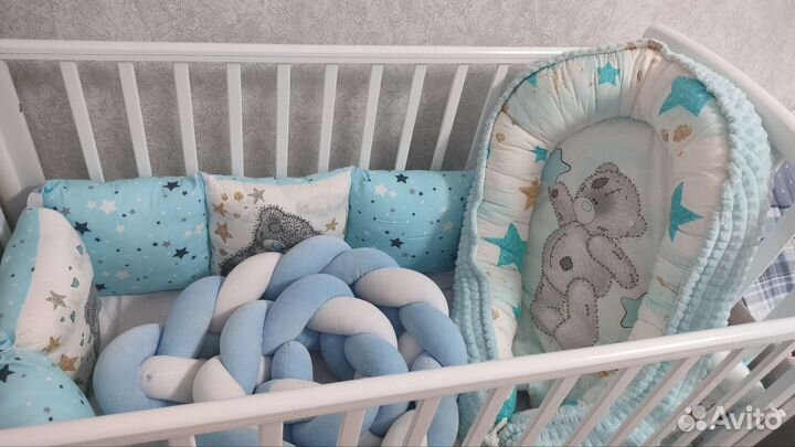 Комплект бортиков в кровати и кокон