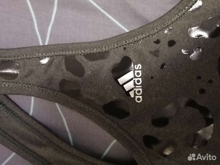 Спортивный топ Adidas M