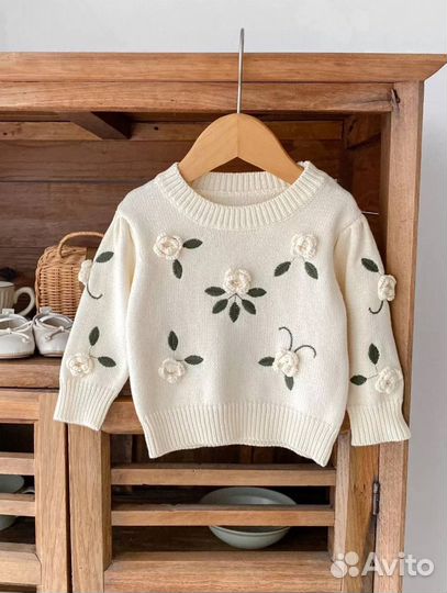 Свитер на девочку 90.100