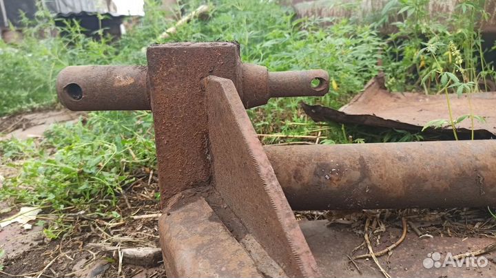 Треугольник к 700