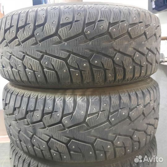 Yokohama Ice Guard Stud IG55 205/55 R16