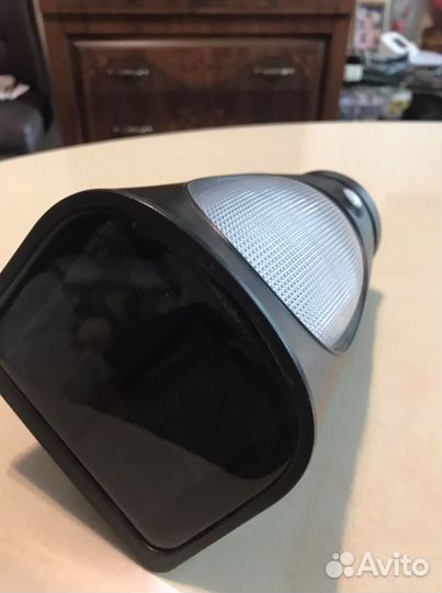 Светодиодный прожектор на солнечной батарее