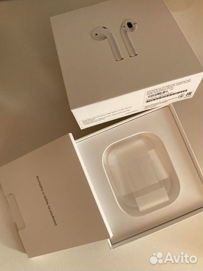 Коробка от airpods