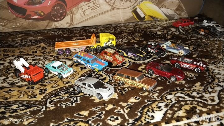 Hot wheels машинки