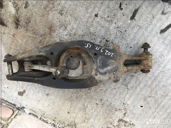 Рычаг задний правый 4F179 Mercedes Benz W202