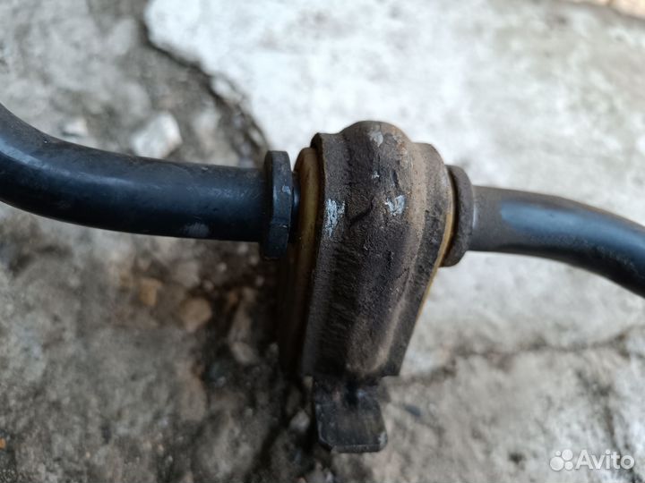 Передний стабилизатор Renault Megane 2