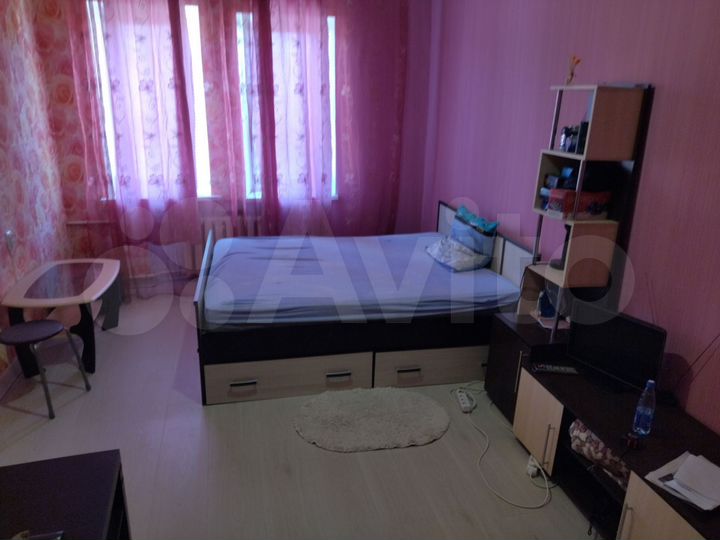 2-к. квартира, 52 м², 2/3 эт.