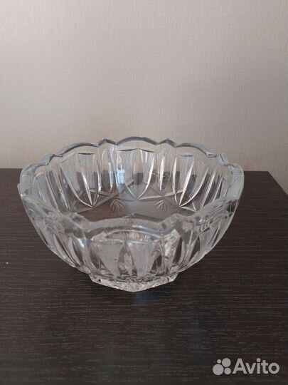 Хрустальная салатница и хрустальная конфетница