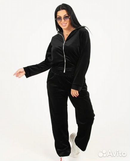 Велюровый костюм