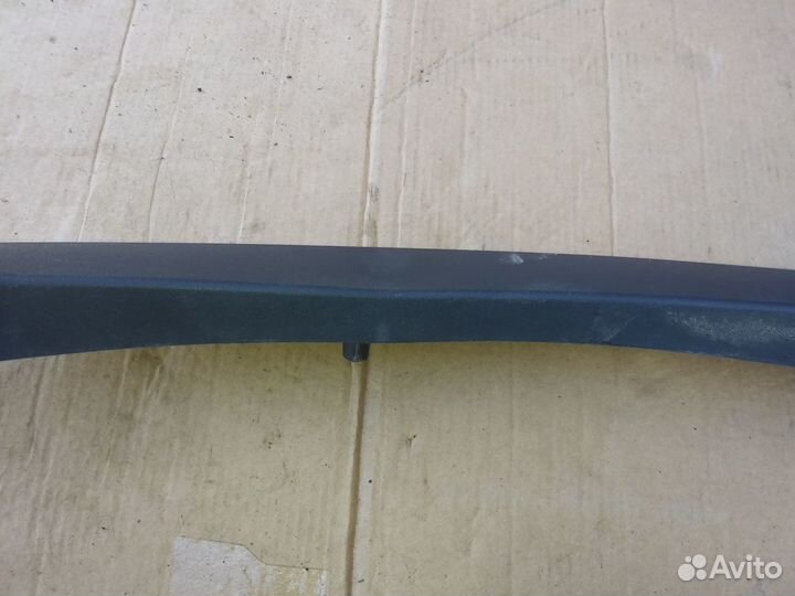 Накладка переднего крыла Ford Kuga 2