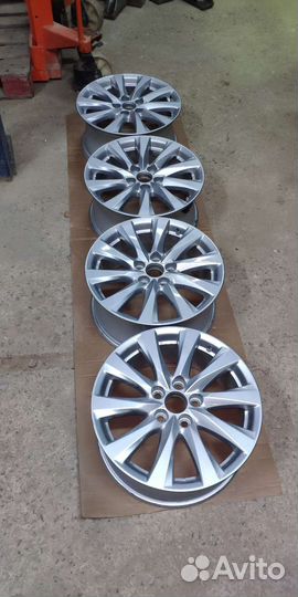 Оригинальные диски Тoyota Camry R17