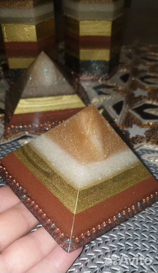 Пирамида мощный оргонит