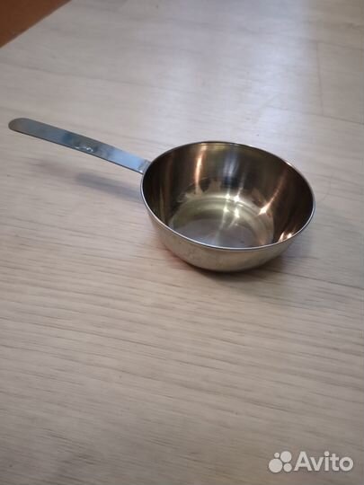 Тарелки из нержавейки и ложки, вилки СССР