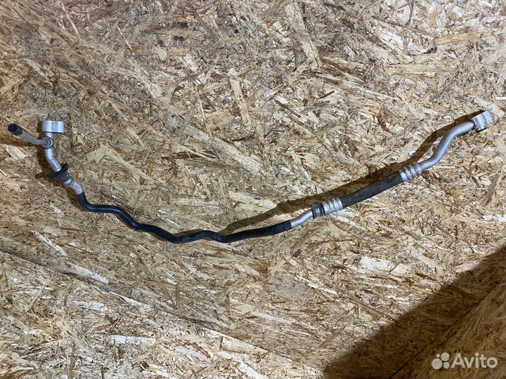 Трубка кондиционера VW Touareg GP 02-10