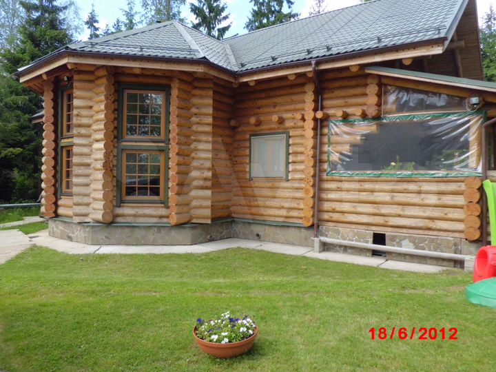 Коттедж 260 м² на участке 41 сот.