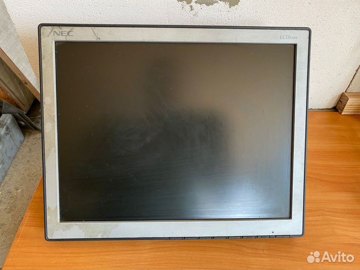 Монитор NEC LCD1501