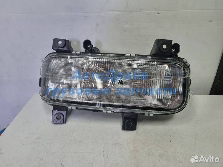 Фара Мерседес Атего левая