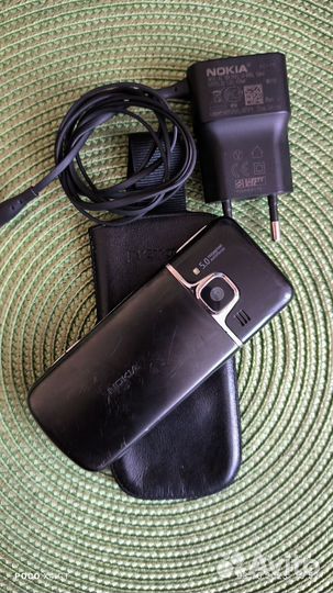 Телефон Nokia 6700 classic