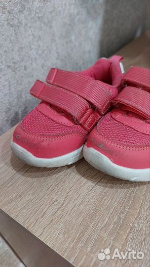 Кроссовки для девочки 22 размер