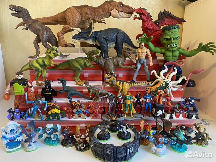 Динозавр, Lego, Schleich, автомобили, Марвел