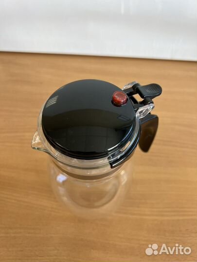 Заварочный чайник 1л