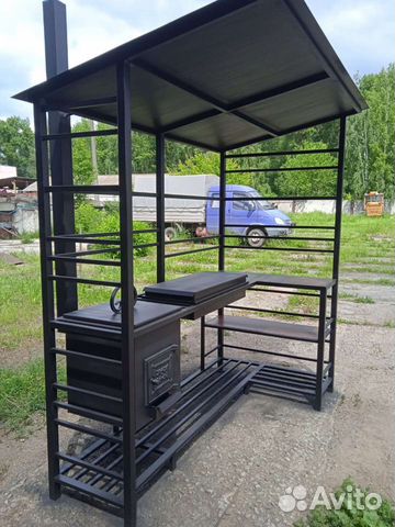 Мангал с крышей