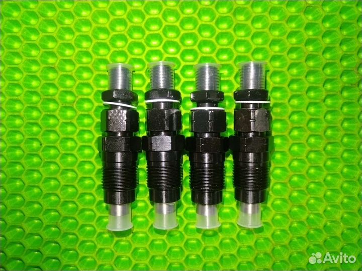 Форсунки топливные toyota 1KZ-TE новые