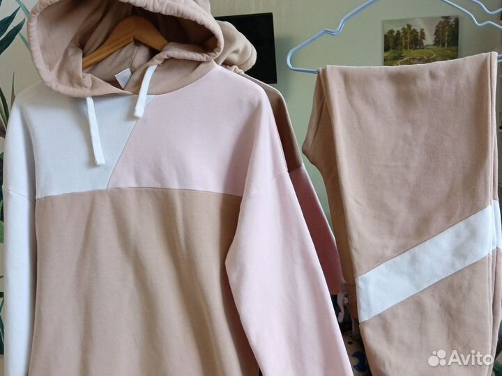 Спортивный костюм женский теплый 46р