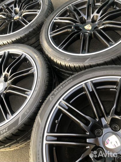 Комплект оригинальных колес R21 Porsche Cayenne