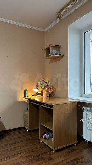 Комната 22 м² в 4-к., 3/3 эт.
