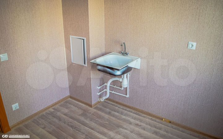 3-к. квартира, 79 м², 1/14 эт.