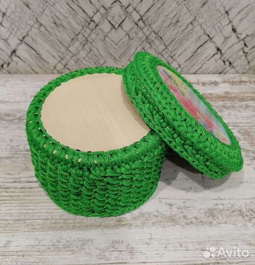 Шкатулка вязаная