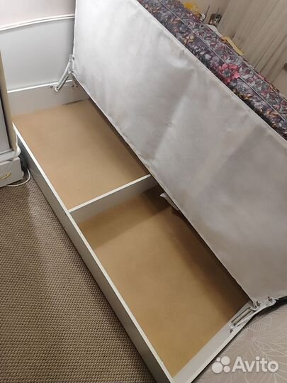 Кровать двуспальная 160х200 с подьемным механизмом