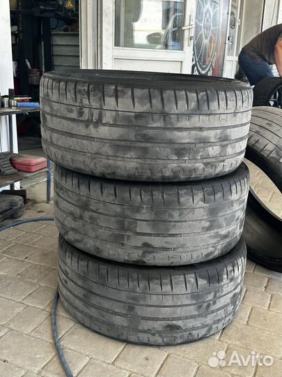 Michelin Pilot Sport 4 S 235/35 R19 28L