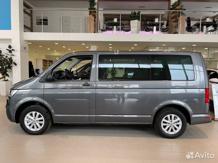 Volkswagen Multivan 2.0 AMT, 2022