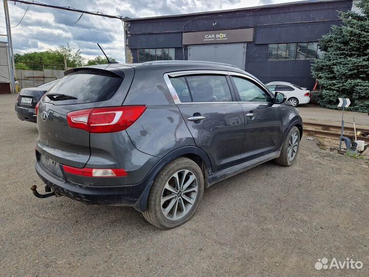 В разборе Kia Sportage 3 2.0 АКПП 4WD